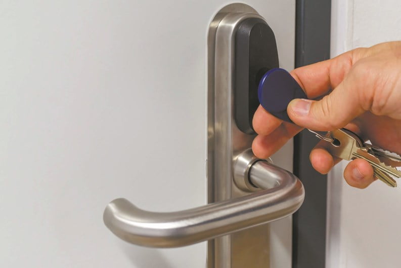 Commercial Key Fob Entry Systems - 2025 Buyer's Guide | Swiftlane